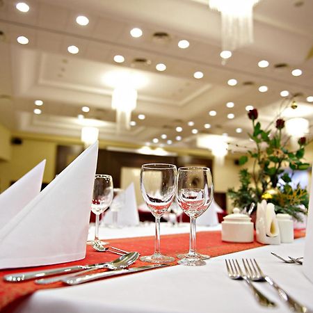 Hotel Prezydencki 4-Star Rzeszów Eksteriør billede