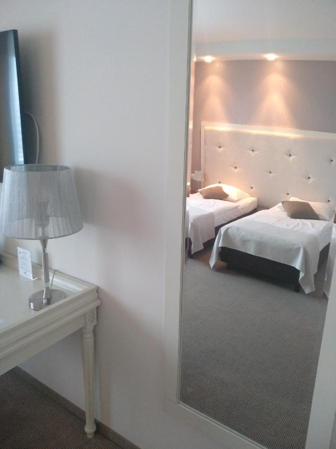 Hotel Prezydencki 4-Star Rzeszów Eksteriør billede